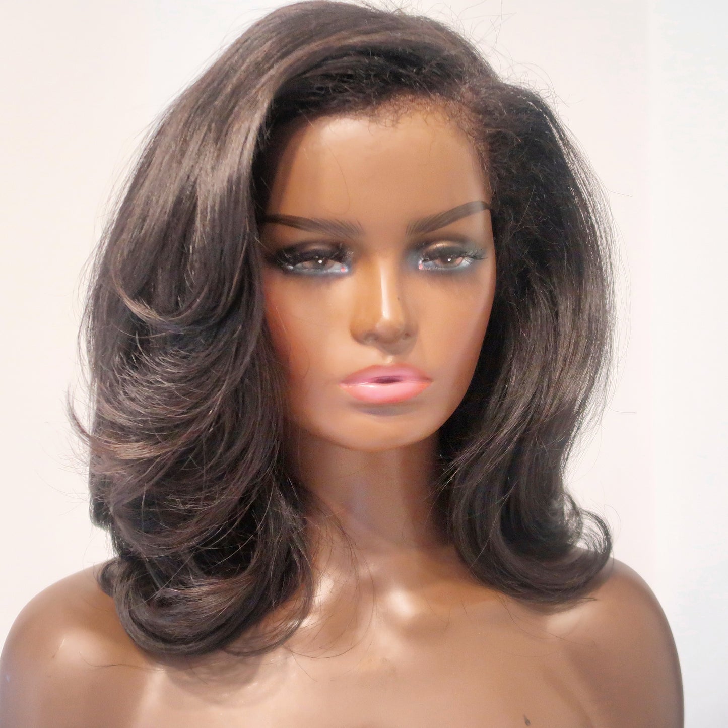 SELENA BOB - 6X6 HD (SIDE)