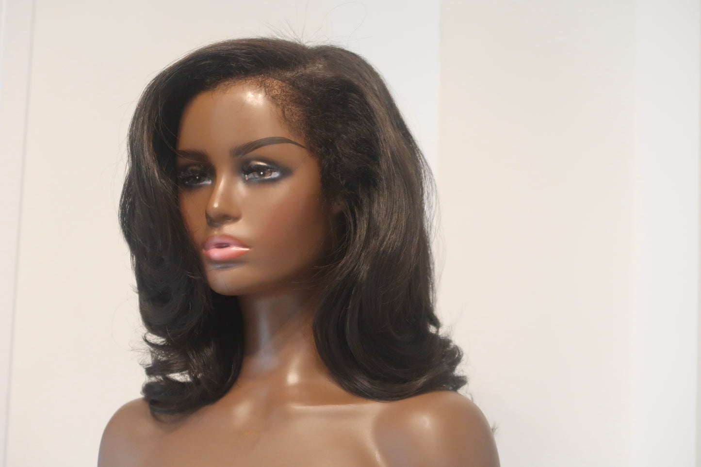 SELENA BOB - 6X6 HD (SIDE)