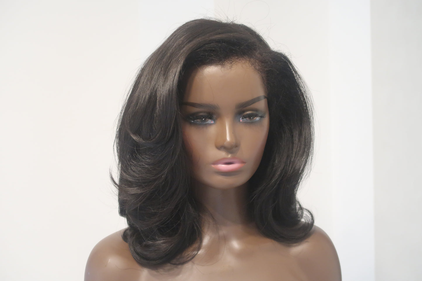 SELENA BOB - 6X6 HD (SIDE)