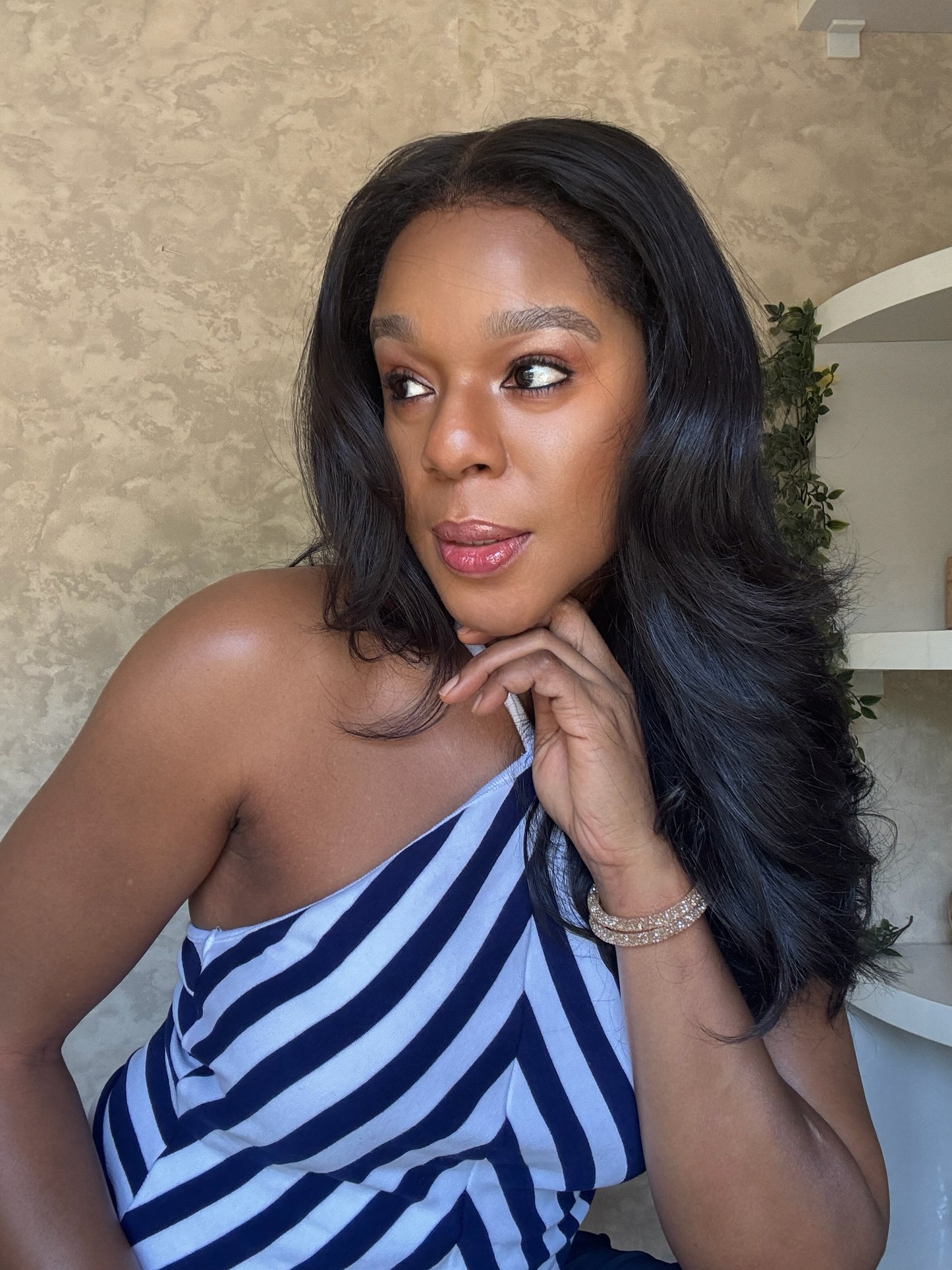 Nicole wavy - 6x6 closure